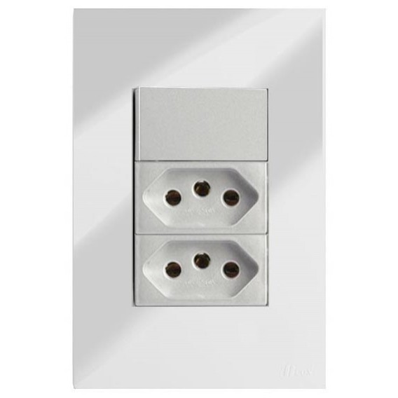 Conjunto Interruptor Paralelo + 2 Tomada 10a 4x2 - RECTA Espelhada Gloss (Módulo Prata) Conjunto Interruptor Paralelo + 2 Tomada 10a 4x2 - RECTA Espelhada Gloss (Módulo Prata)